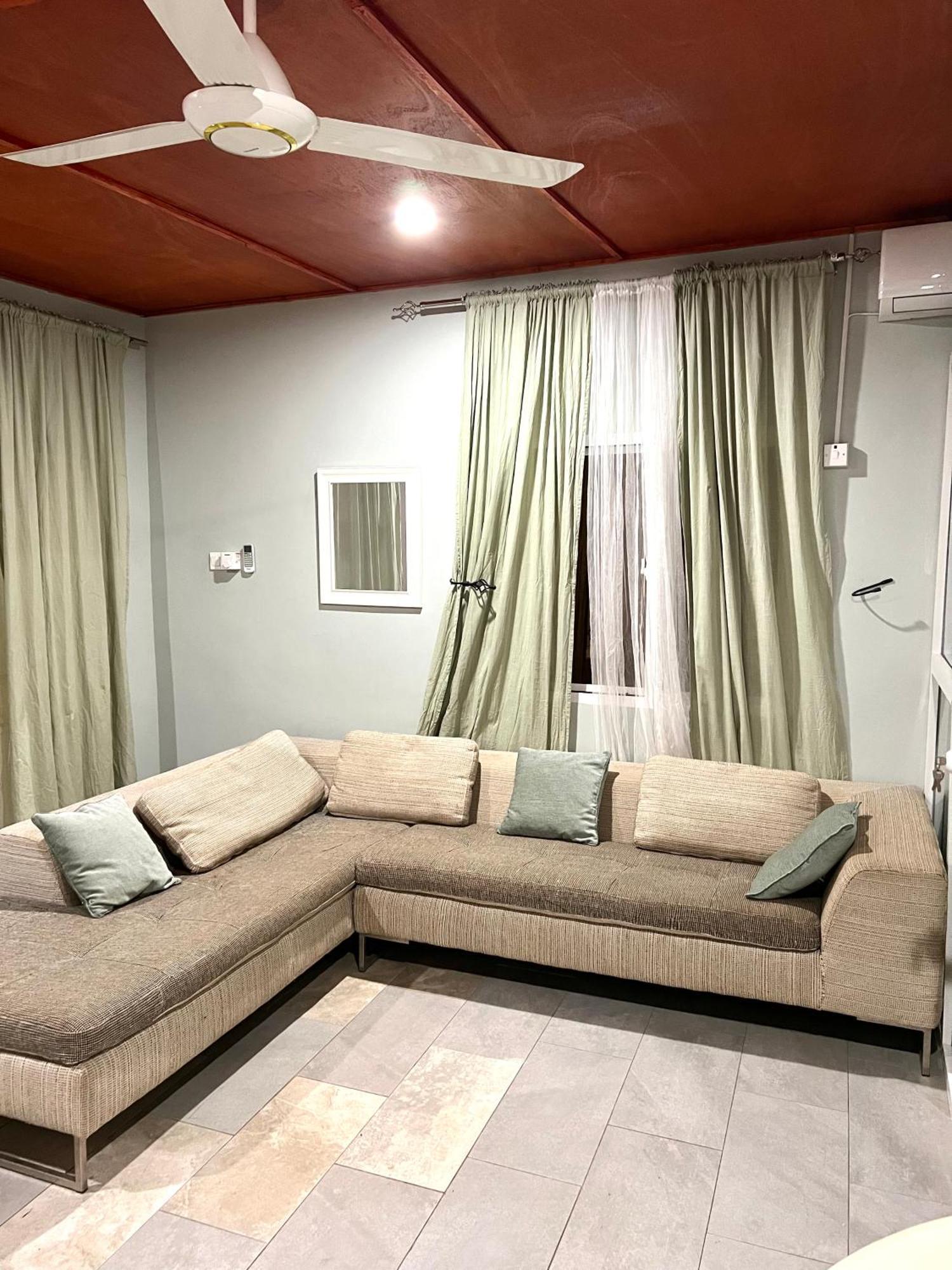 Yazmin Studio Residence Lamin Экстерьер фото